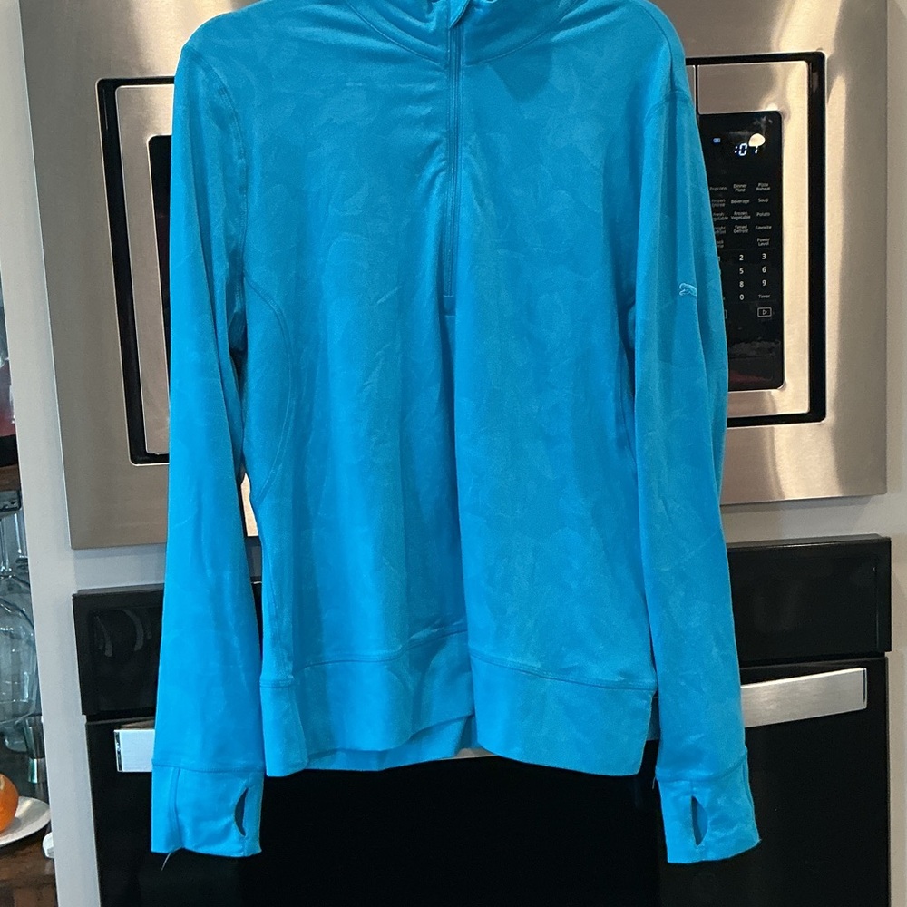 Puma Women's Blue Patterned Sweatshirt